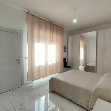 4 With 4 Private Bathrooms Apartment Sassari