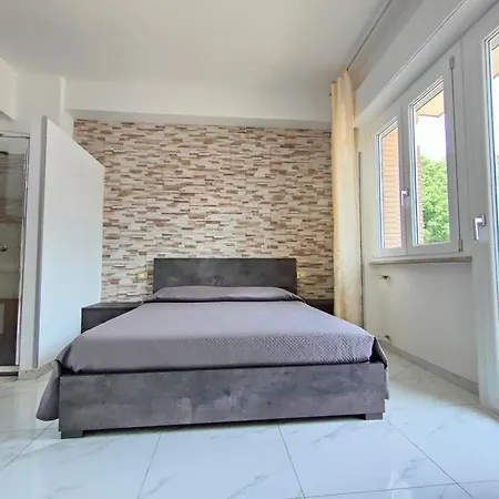 Apartment 4 With 4 Private Bathrooms *